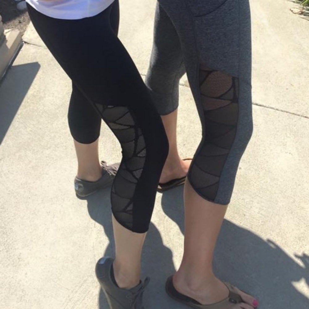 Pre-loved. Lululemon Goal Crusher Crop. Sz 4. Black.
